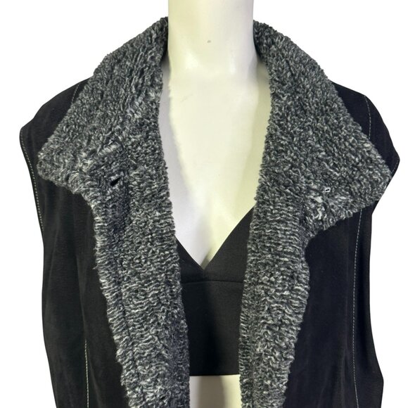 Vintage Pelle Nova di Riviera Shearling Vest – Women’s Black Leather Outerwear - Picture 6 of 13